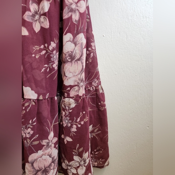 Luxuology- Floral Dress - Picture 5 of 6